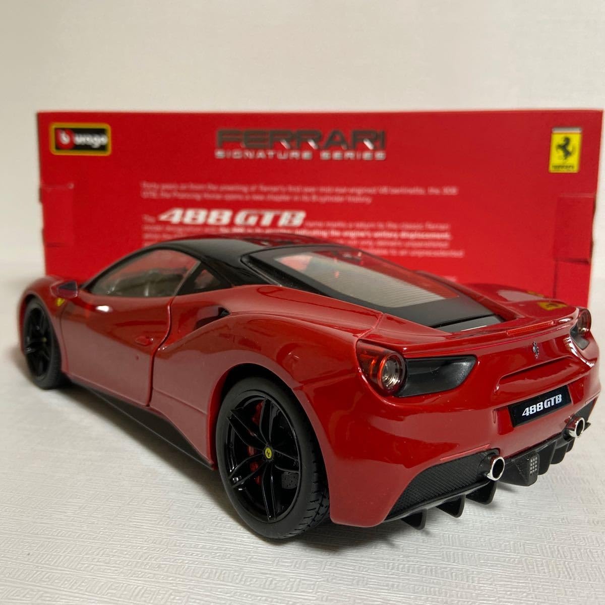 1/18 フェラーリ　488 gtb  ブラーゴ　シグネイチャーシリーズ Amazon | Bburago Signature 1/18 フェラーリ 488GTB | ミニカー